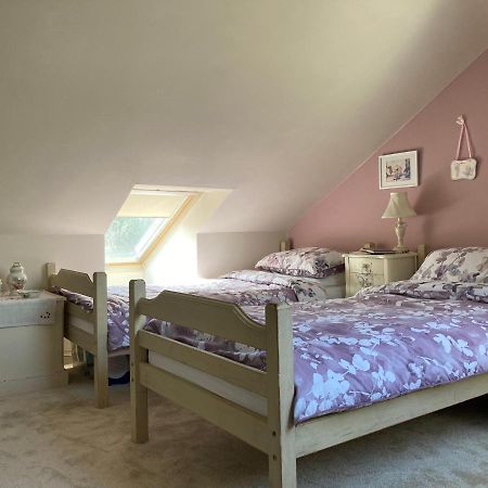 Cosy Twin Room With Private Bathroom Faversham Bagian luar foto